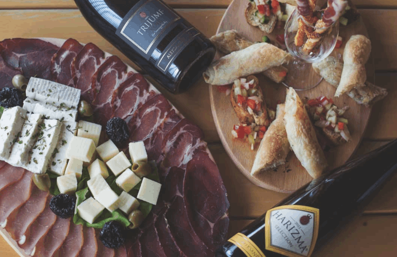 Aleksandrovic - Wine tasting with prosciutto and cheese selection