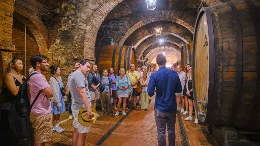 Italy, Tuscany, From Florence - Full Day Tour To Val D'orcia And Gladiator's Fields: Montalcino, Montepulciano And Pienza With Wine And Cheese Tasting