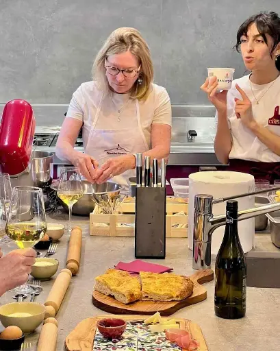 Italy, Umbria, Chiesa del Carmine - COOKING CLASS AT VINERIA DEL CARMINE