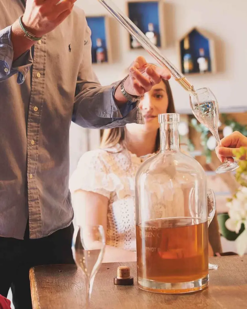 domaine-julien-chopin-ratafia-champenois.webp