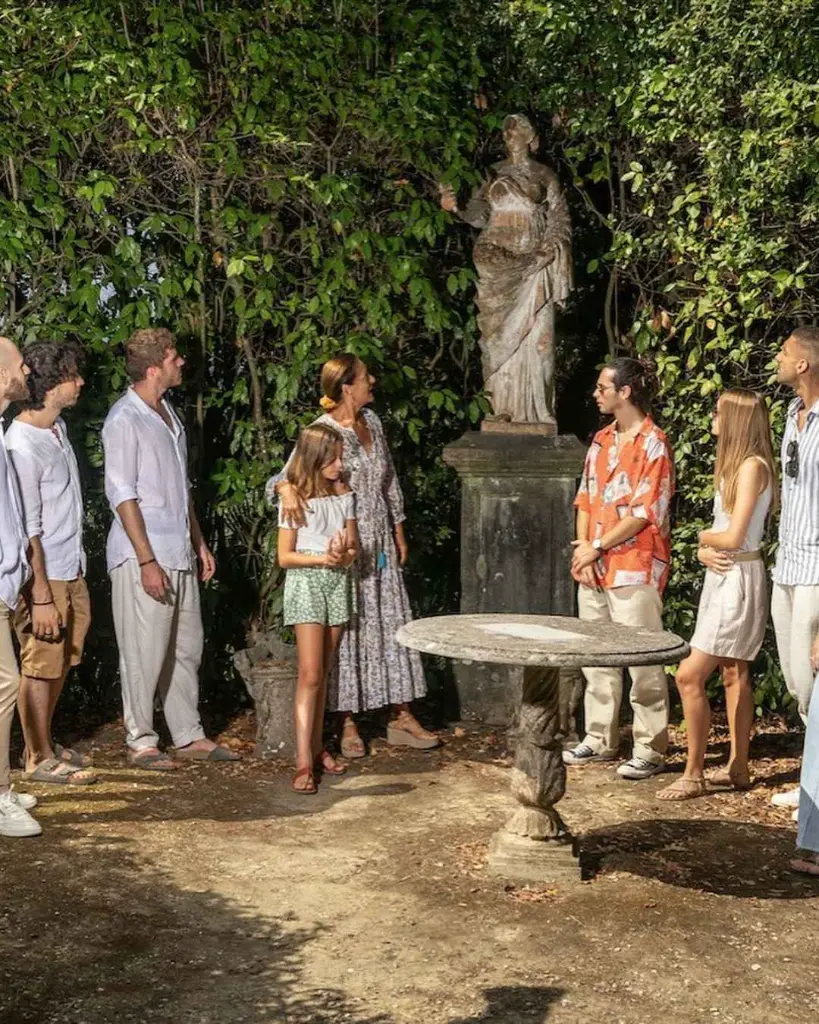 tenuta-di-ghizzano-wine-tasting-tuscany-italy.webp