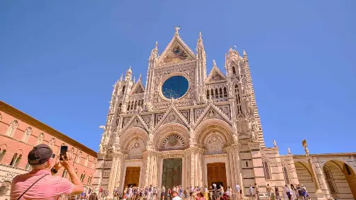 Italy, Tuscany, From Florence - Siena, San Gimignano, Monteriggioni & Chianti Wine Region With Wine Tasting