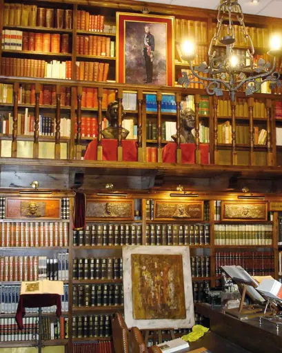 Spain, Castilla and Leon, Bodegas Mocen - Visit Bodegas Mocen, culture, art and wine