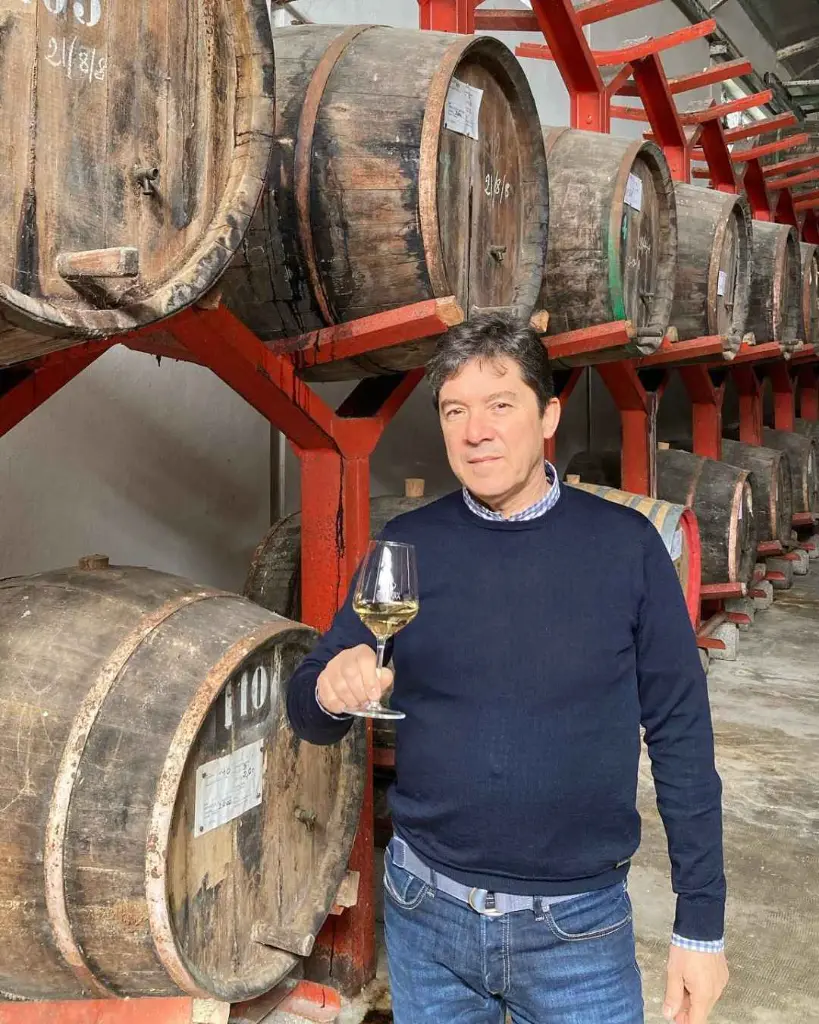 azienda-vinicola-vernaccia-f.lli-serra-wine-tour.webp