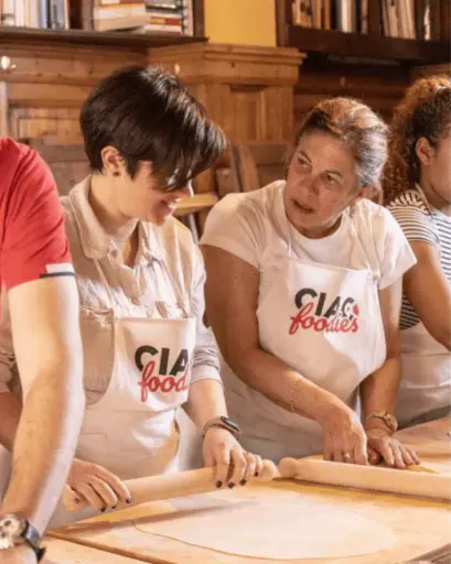 Italy, Tuscany, Florence, Small Group Pizza & Gelato Making Class With Unlimited Wine 