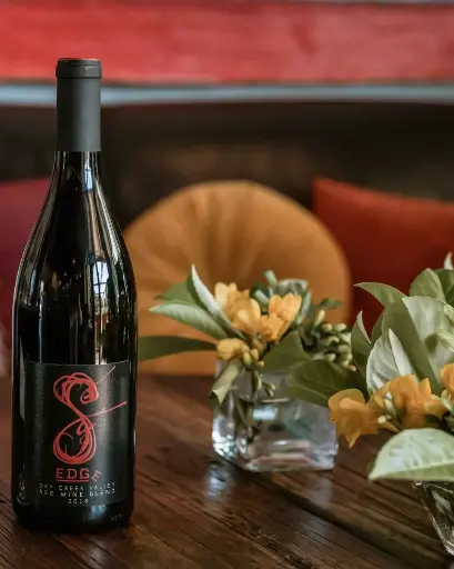 US, California, Sonoma Valley, Spicy Vines - Spicy Vines Tasting Experience