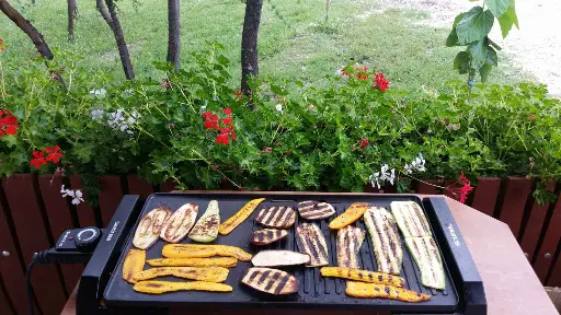 Bulgaria, Thracian Valley, From Plovdiv - From Vine to Table: Discovering Thracian Wines & Countryside Flavors