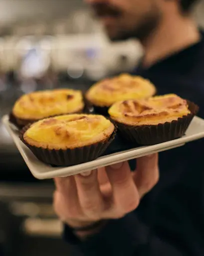 Italy, Veneto, Verona - Guided Food Tour with Wine Tasting in Verona