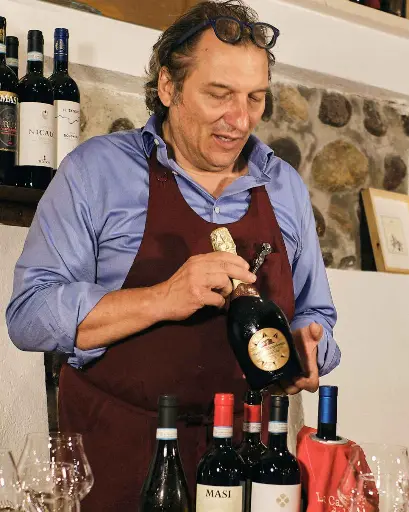 Italy, Veneto, Verona - Wine Tasting Workshop near Juliet's Balcony