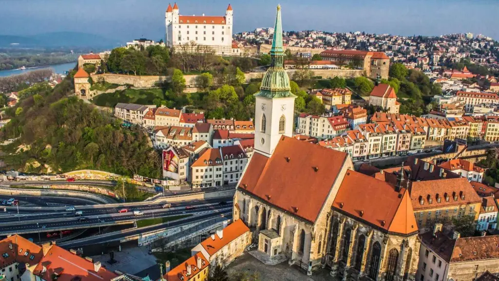 organic-wine-tasting.in.bratislava.slovakia.webp