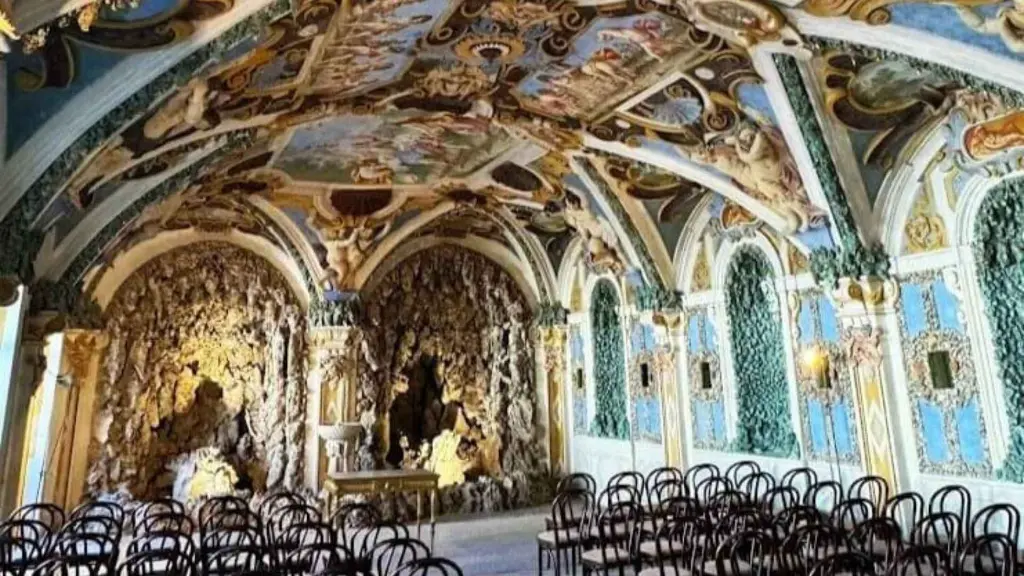 private-small-carpathian-wine-discovery-sightseeing.webp