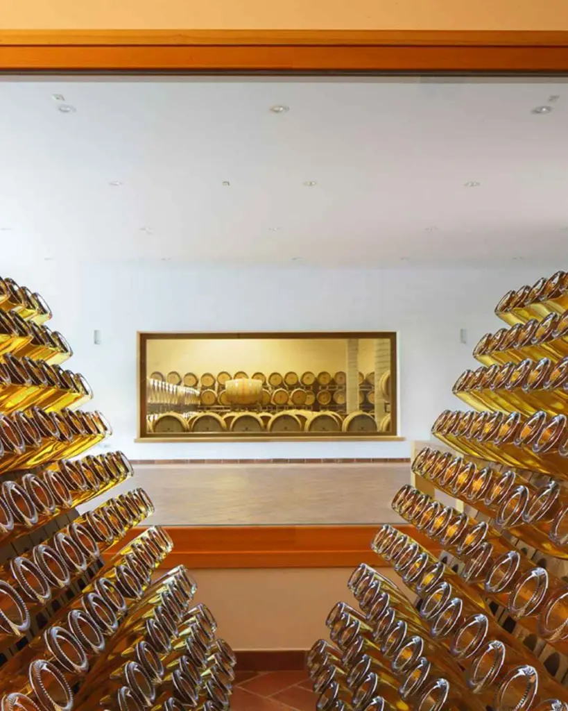 de-stefani-winery-prosecco-italy.webp