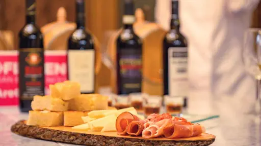 Italy, Tuscany, Chef’s Insights Food Tour: Discover Sant’ambrogio Grocery Market With An Expert Local Chef