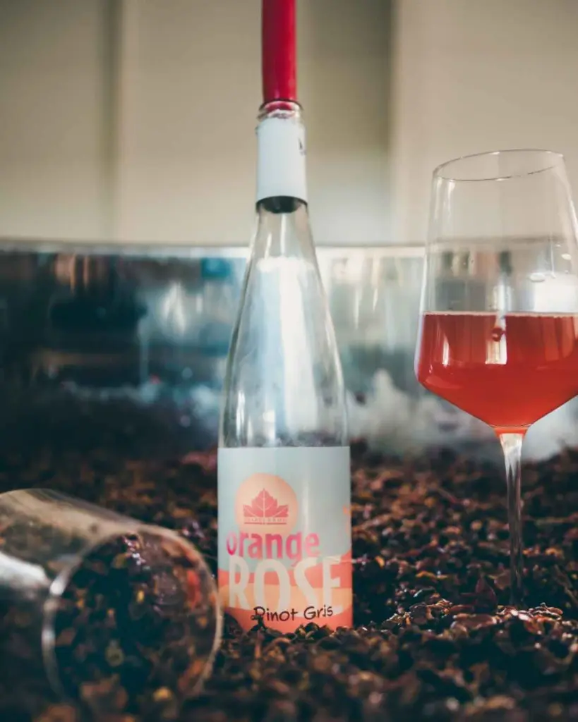 tsarev-brod-rose-wine-bulgaria.webp