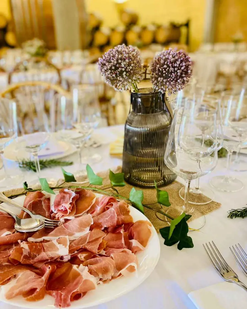 badia-di-morrona-wine-pairing-experience-tuscany-italy.webp