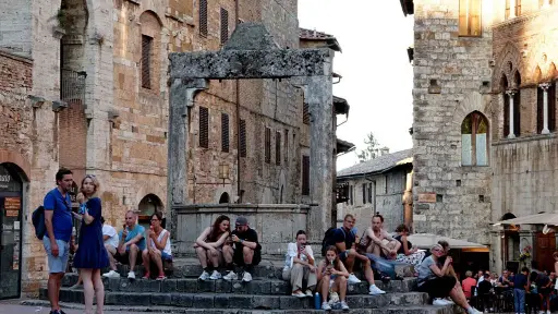 Italy, Tuscany - Sunset Wine Tour from Siena