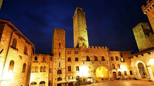 Italy, Tuscany - Sunset Wine Tour from Siena