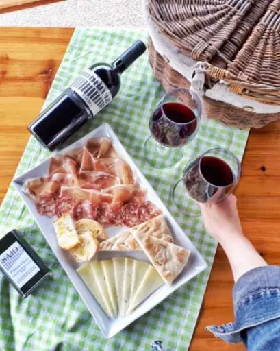 Italy, Umbria, SAIO Assisi - Lunch with guided tasting 5 wines
