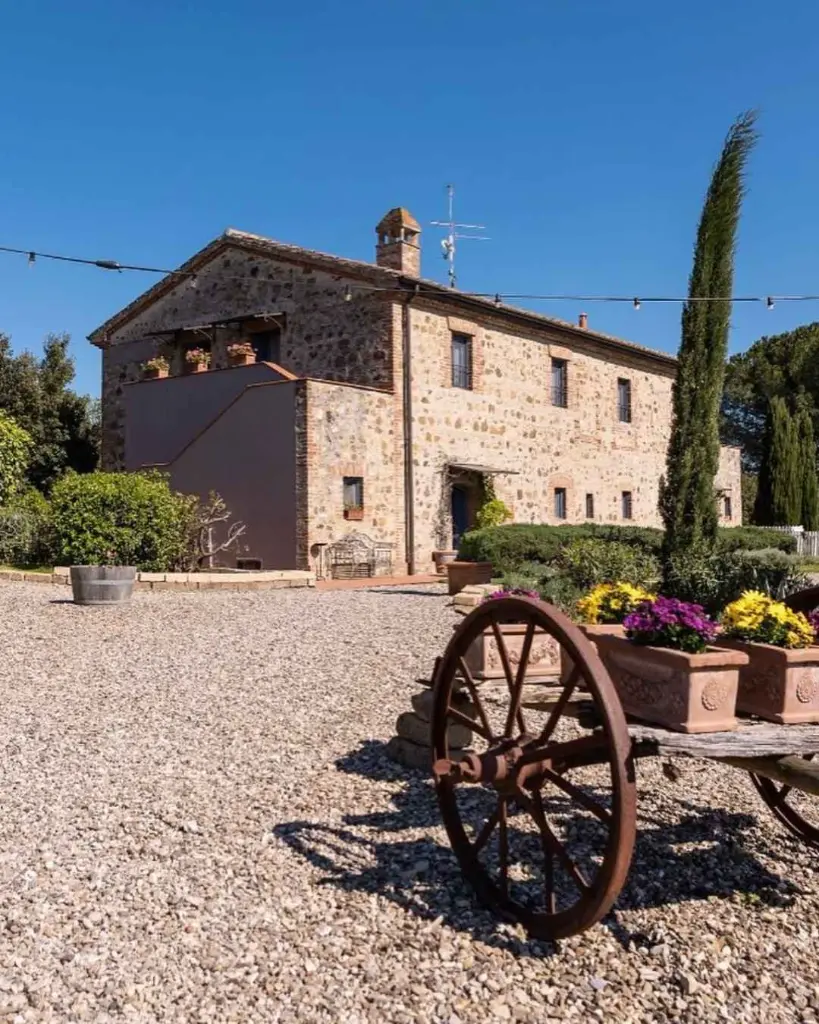 tenuta-limpostino-winery-experience-tuscany-italy.webp