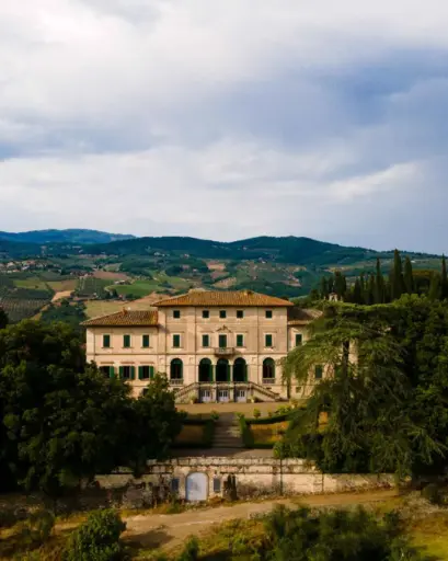 Italy, Tuscany, Tenuta Bossi - Elegance in the Glass