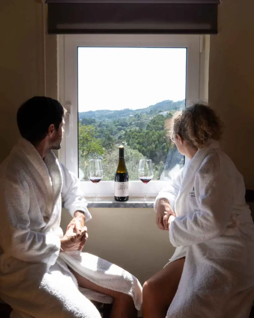 adega-de-gaveta-wine-tasting-andvinotherapy-massage-portugal.webp