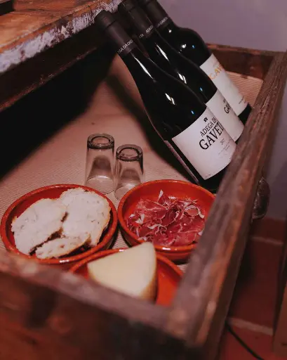 Portugal, Tejo, Adega da Gaveta - Tomar with Wine – Tuk Tuk & Tasting