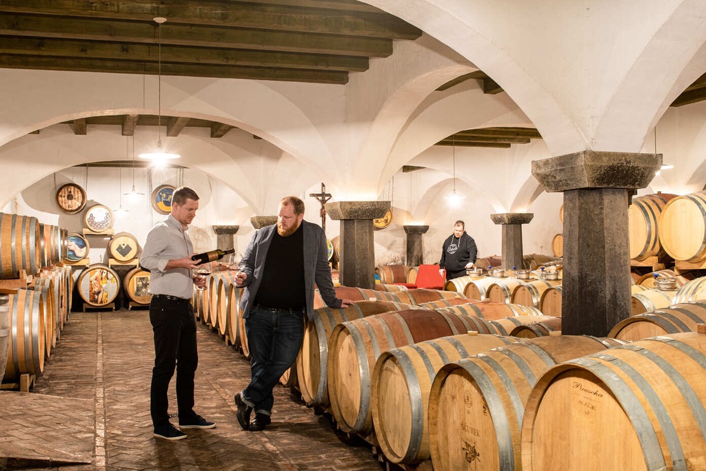 Scurek - Guided Wine tasting with cellar tour