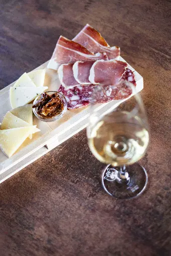Italy, Tuscany, Vecchia Cantina di Montepulciano - Wine Tour&Tasting Toscana