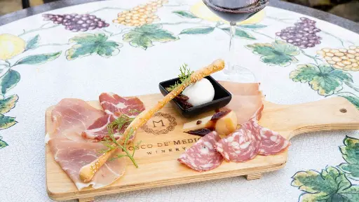 Italy, Campania, Bosco de' Medici Winery - From Vine to Table — A Volcanic Wine & Km0 Lunch Experience in Pompeii