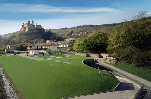 Italy, Piedmont, Cascina Adelaide - BAROLO CRUS