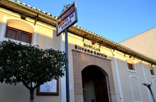 Bodegas Silvano Garcia - Winery tour and wine tasting with apperitive