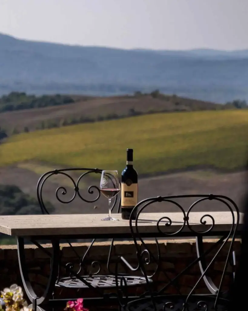 Italy, Tuscany, Camigliano - Wine tasting and tour at Camigliano