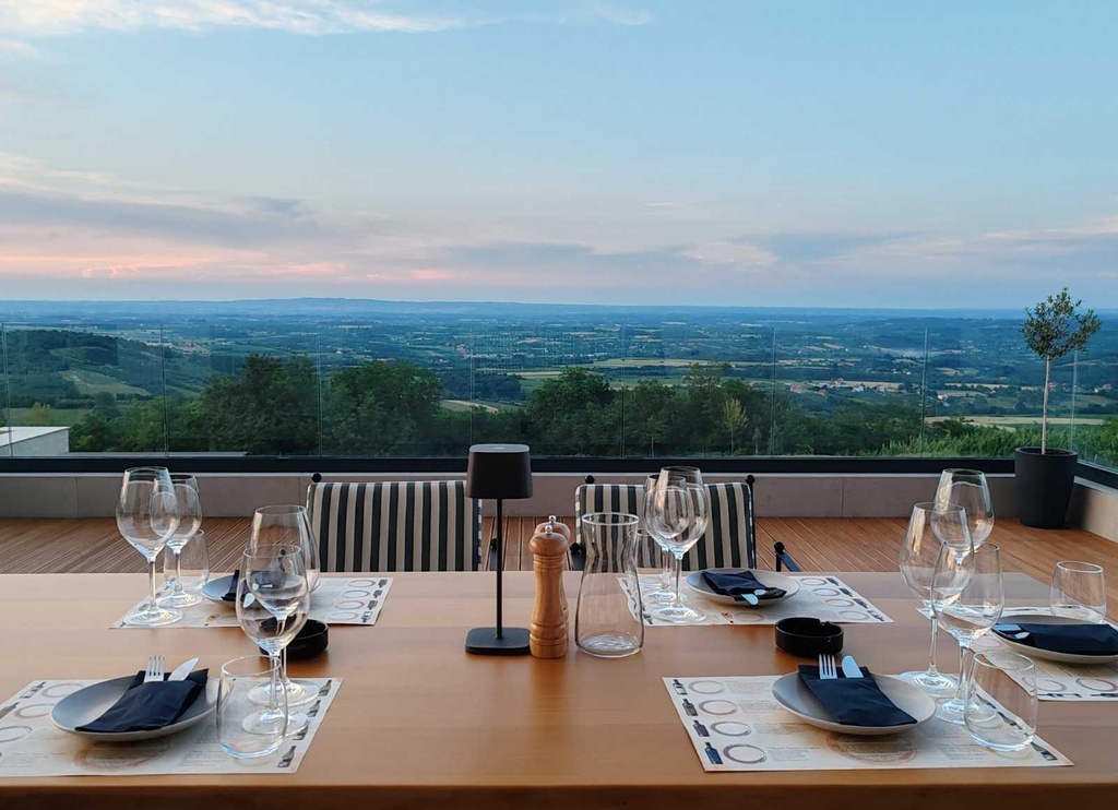 Serbia, Sumadija, Draganic Winery - Wine Tasting 5 glasses of wines