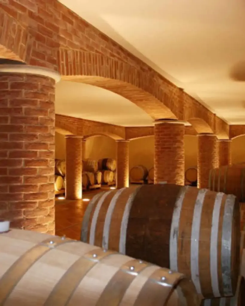 Italy, Piedmont, La Mondianese - TOP EXPERIENCE