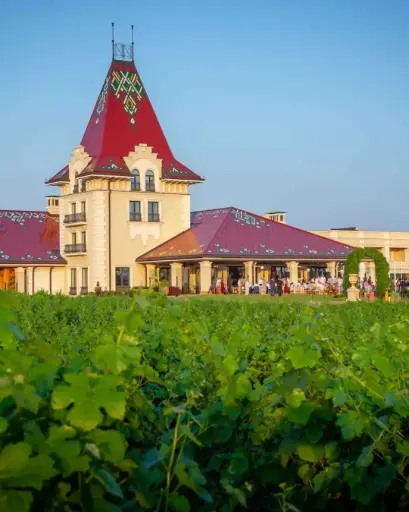 Serbia, Palic, Zvonko Bogdan - Lux Wine & Deli
