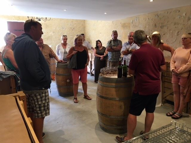 tasting group.jpg