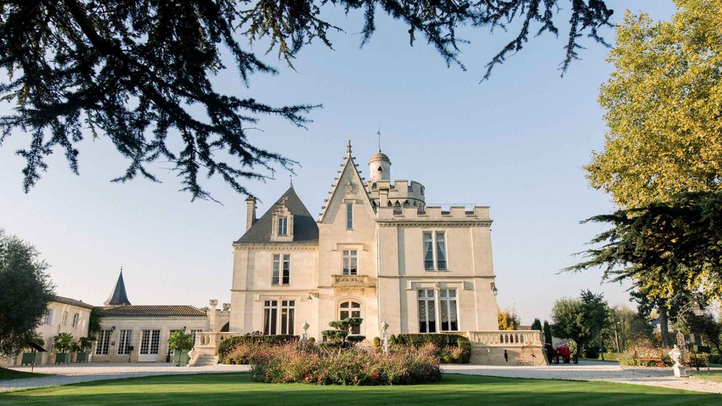 chateaupape1.jpg