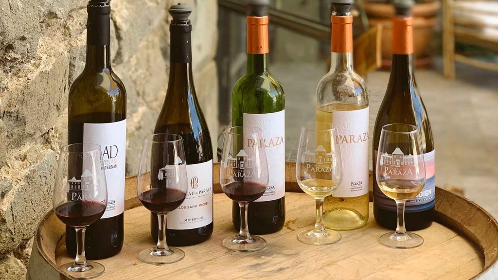 Chateau de Paraza, Wine tasting.jpg